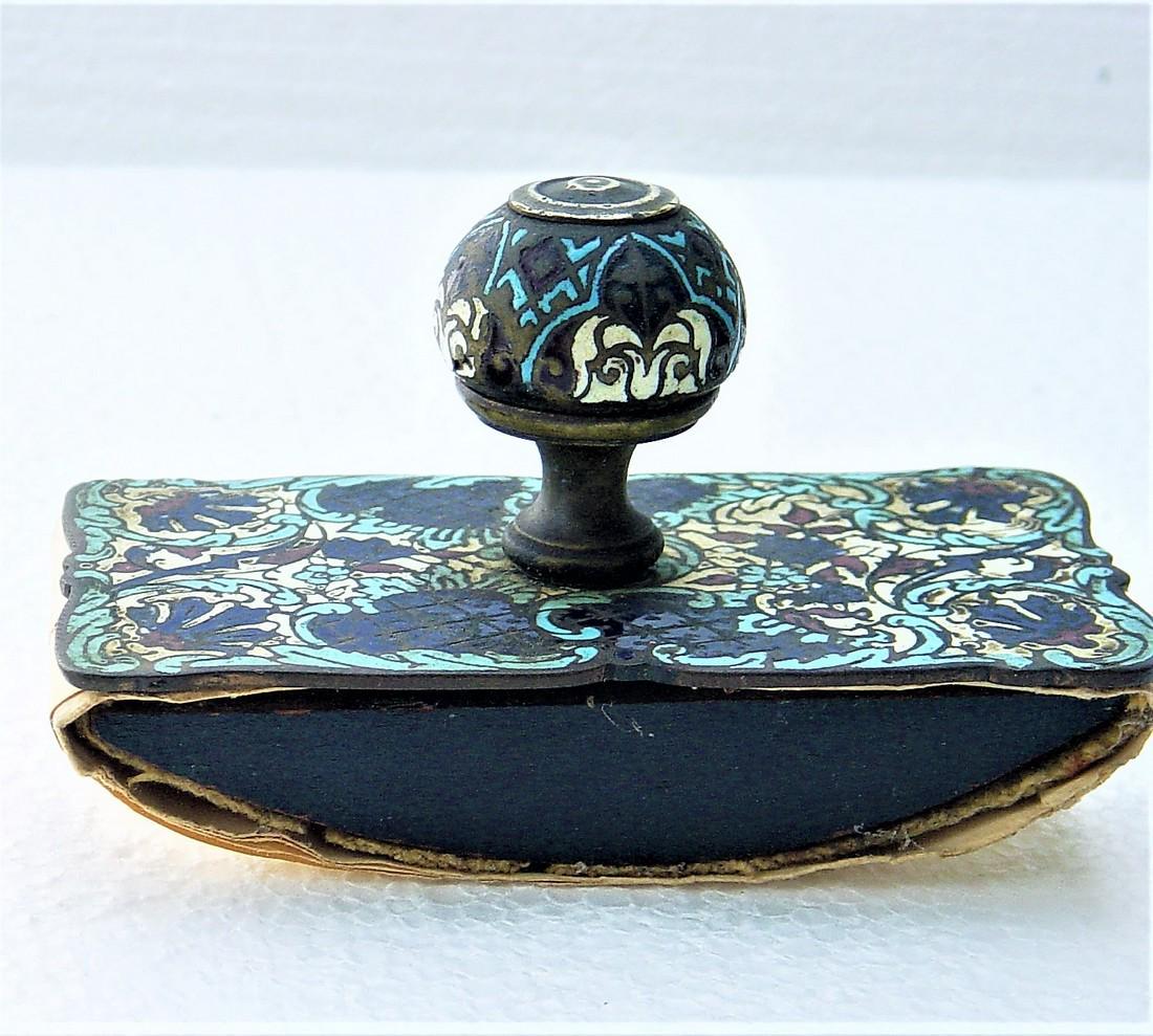 Ink Pad of middle 1800, early 1900. The top is