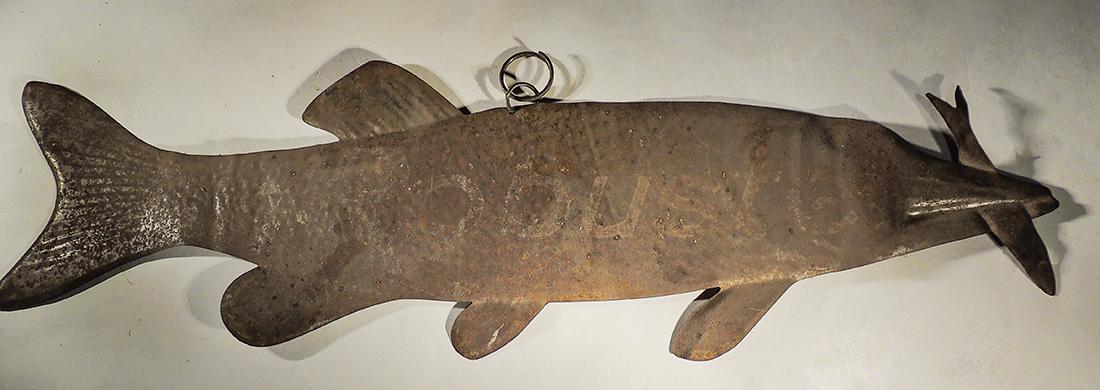 “Robusle” fish shop sign (1 of 3)