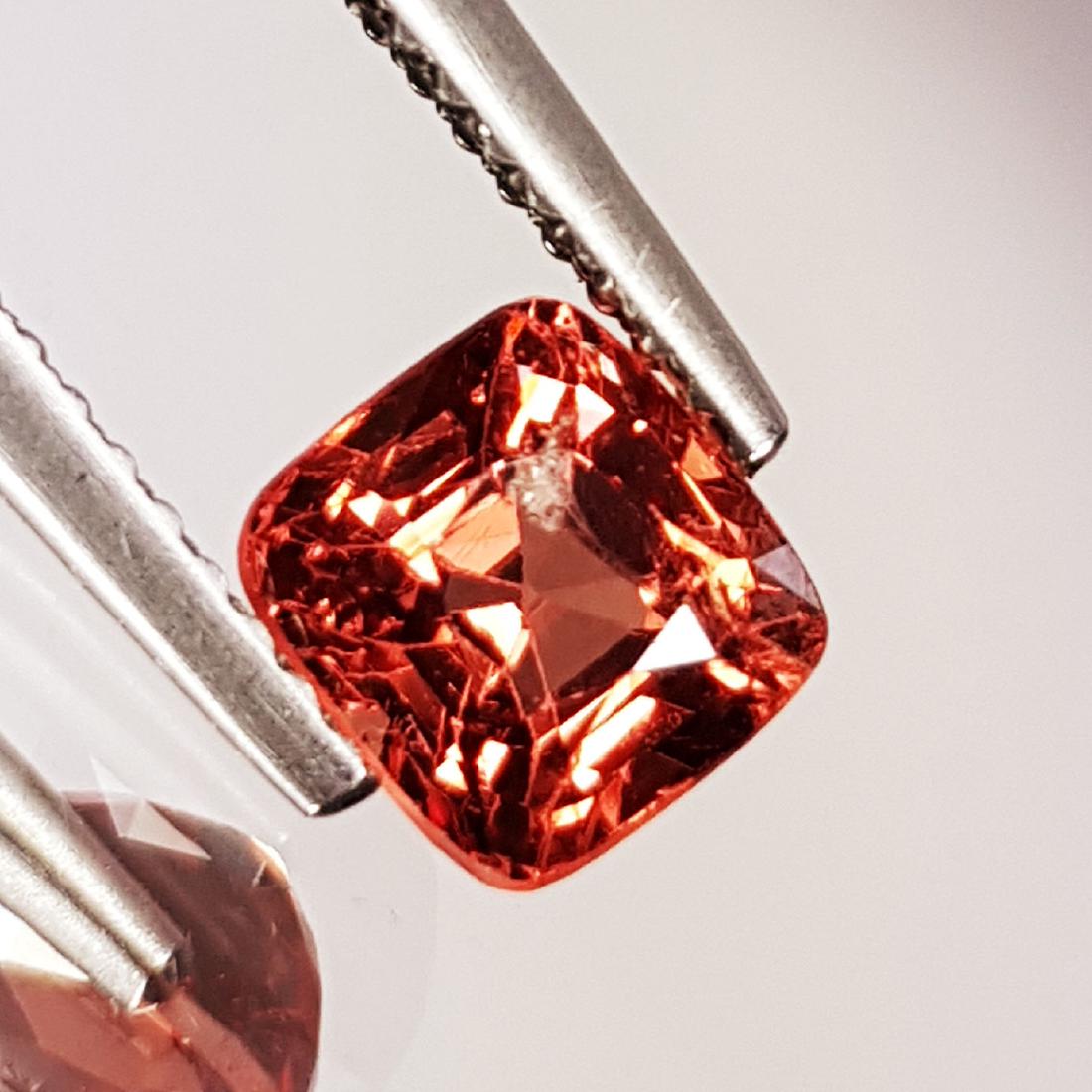Spinel - 1.35 ct (1 of 4)