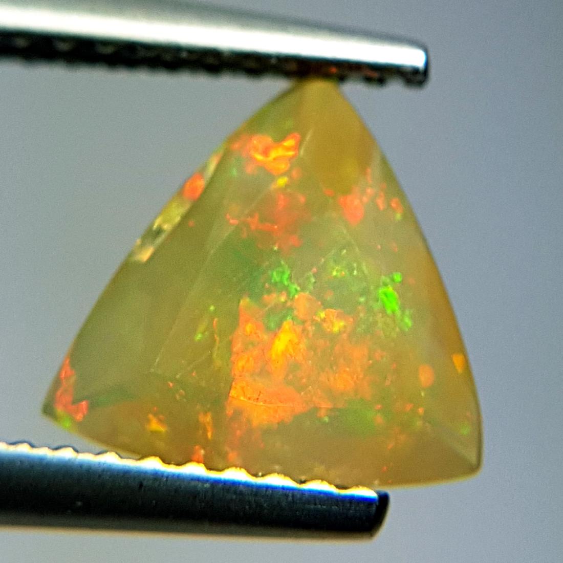 Beautiful Fire Triangle Cut Natural Opal  - 0.95 ct (1 of 8)