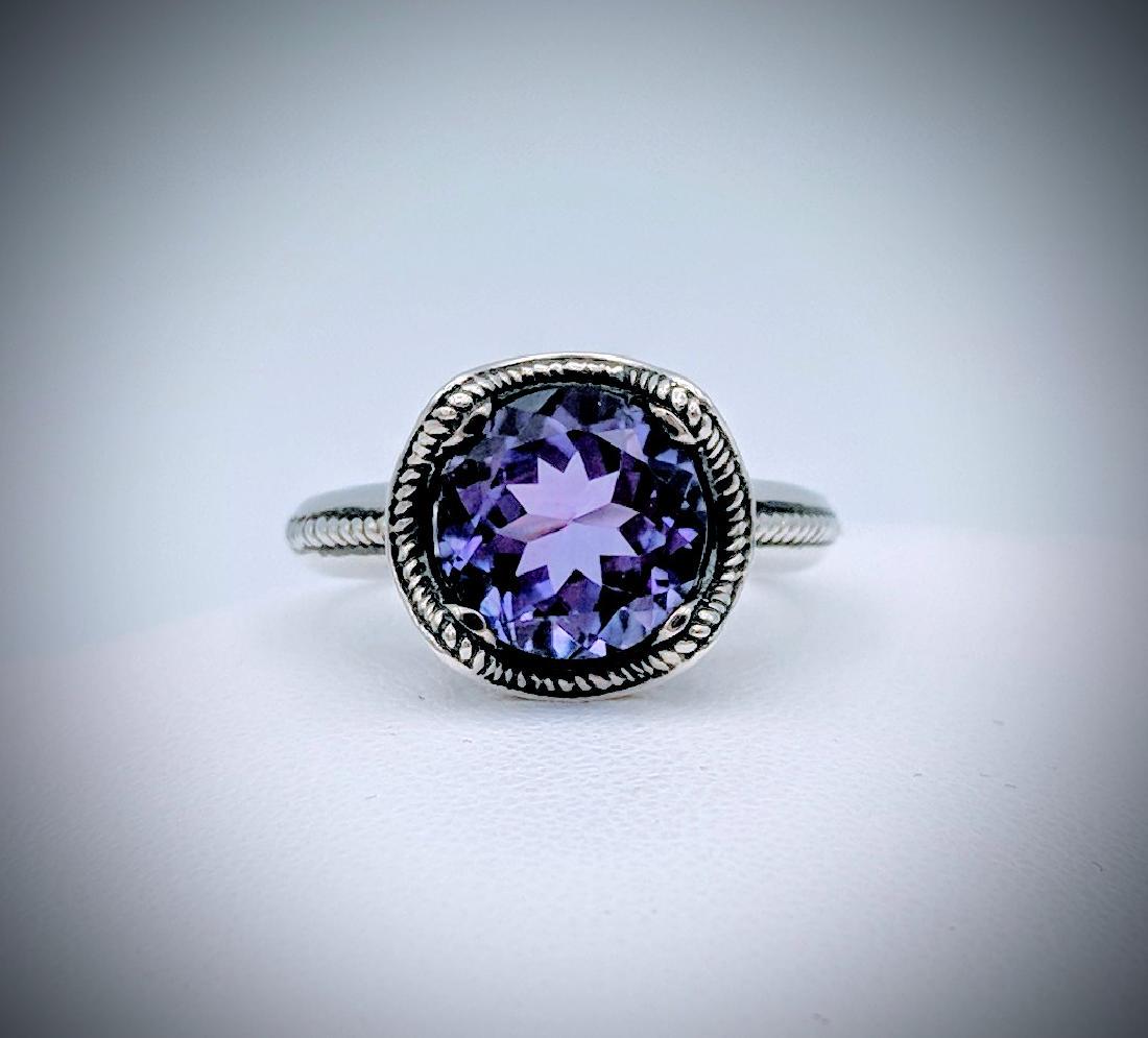 Sterling Silver Amethyst Ring Sz 7 (1 of 4)