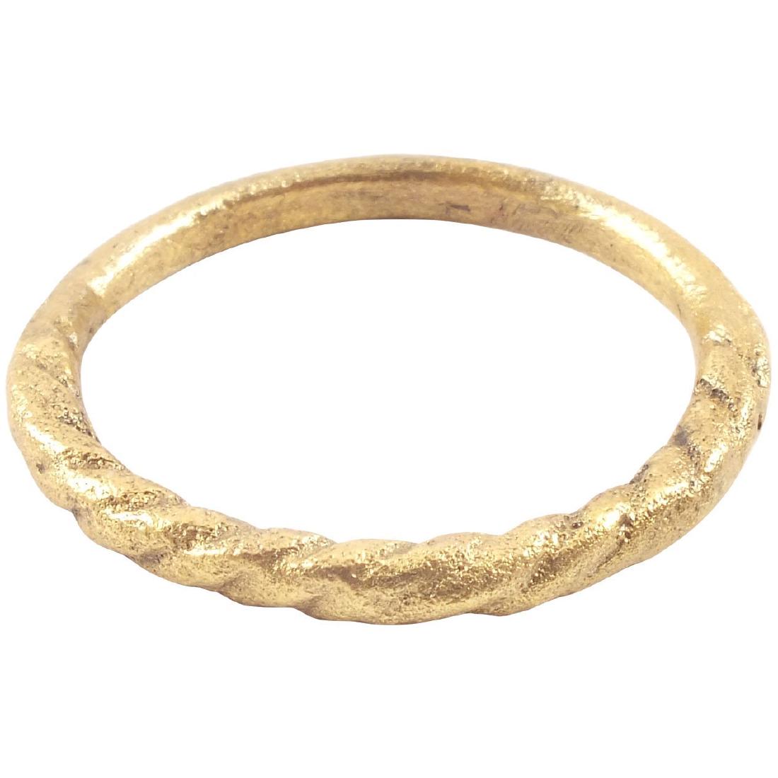 VIKING TWISTED MOTIF RING 850-1050 AD (1 of 2)