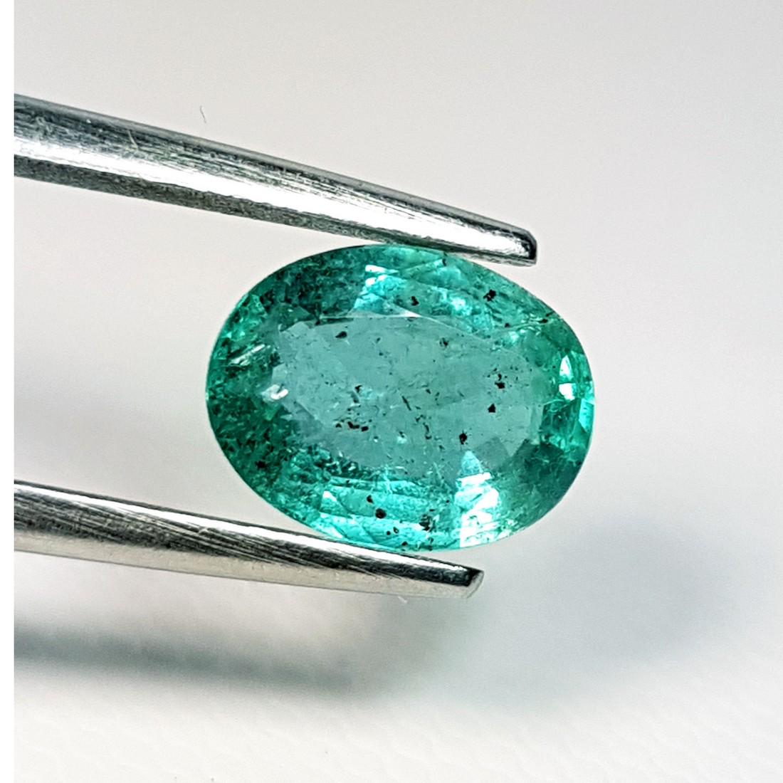 Fantastic Oval Cut Natural Emerald - 1.70 ct (1 of 4)