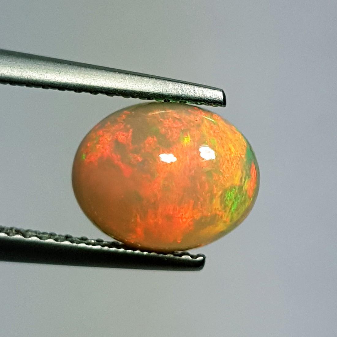 Awesome Fire Oval Cabochon Natural Opal  - 1.78 ct (1 of 10)
