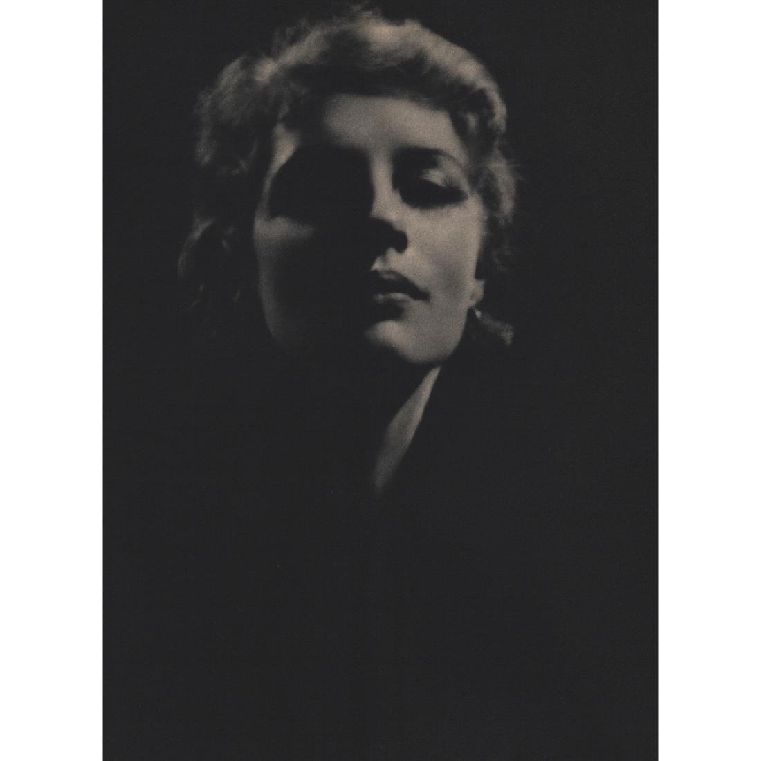 HAL PHYFE - Rosamund Pinchot: Artist: HAL PHYFE Print Title: Rosamund Pinchot Medium: Sheet-fed Gravure Printing Date: 1930's Printed in the USA Image size approx. 8 x 10 inches Hal Phyfe (1892-1968) was born Harold Rodney Eaton P