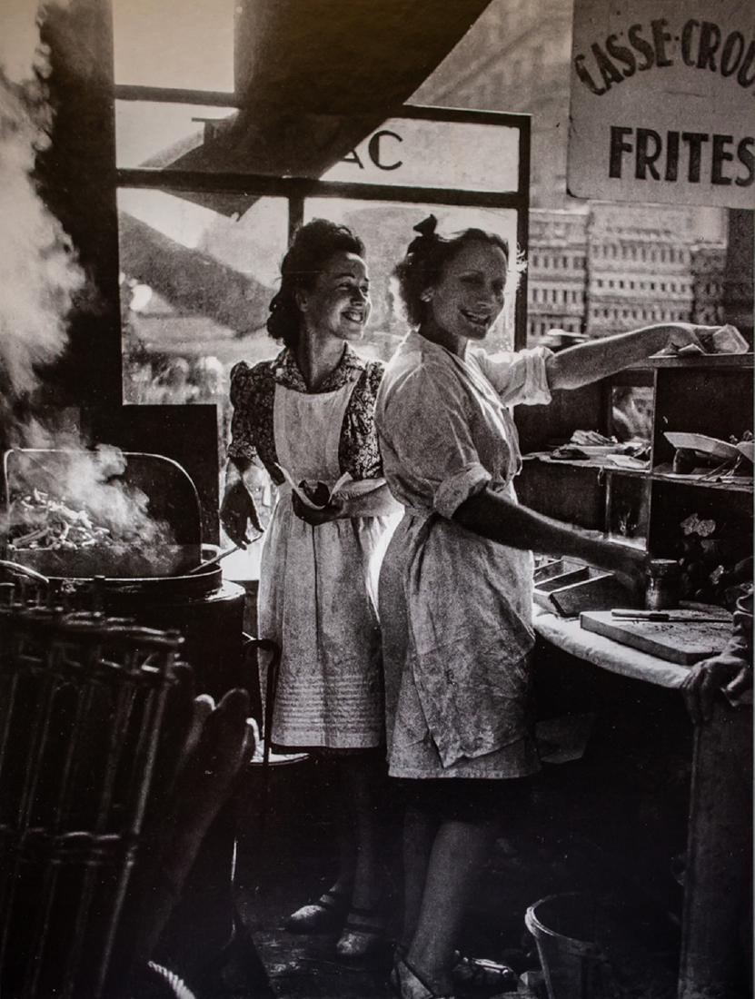 WILLY RONIS - Rue Rambuteau, Paris, 1946: Artist: Ronis, Willy Title: Rue Rambuteau, Paris, 1946 Medium: Photo Litho, 1983, Italy Dimensions: 7.5x10" Heat Wax Mounted on 12x16" Conservation Board Willy Ronis (1910-2009) was a French photograp