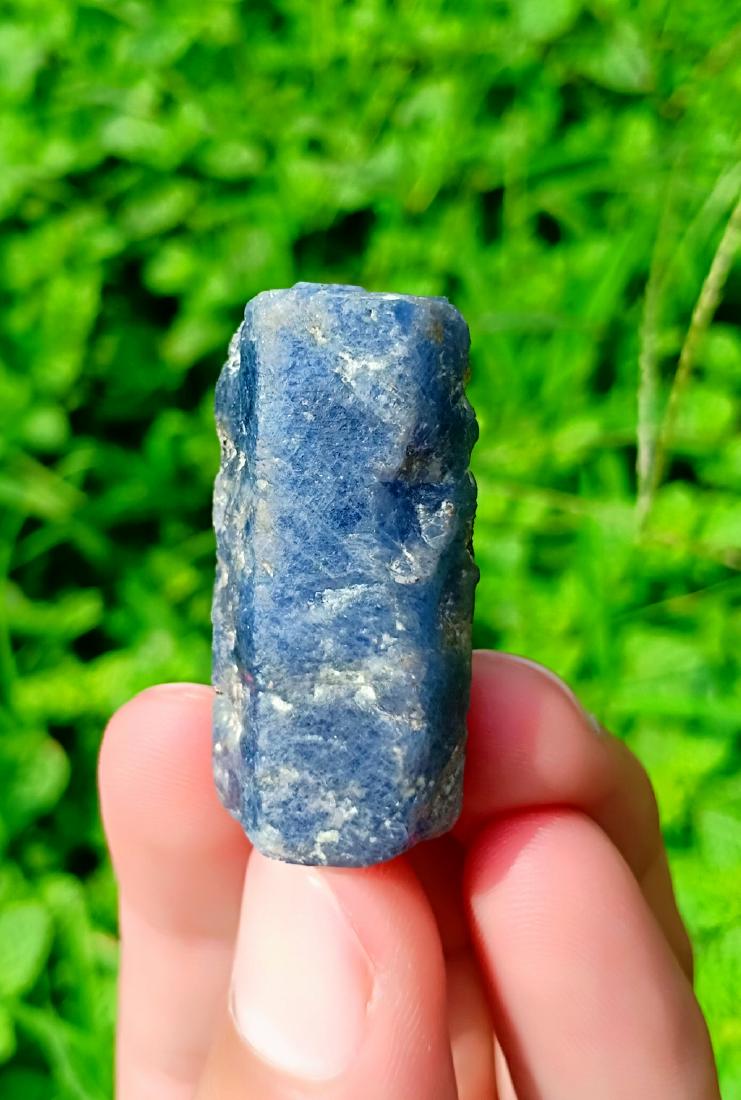 27 Grams Terminated Natural Sapphire Crystals From Madagascar