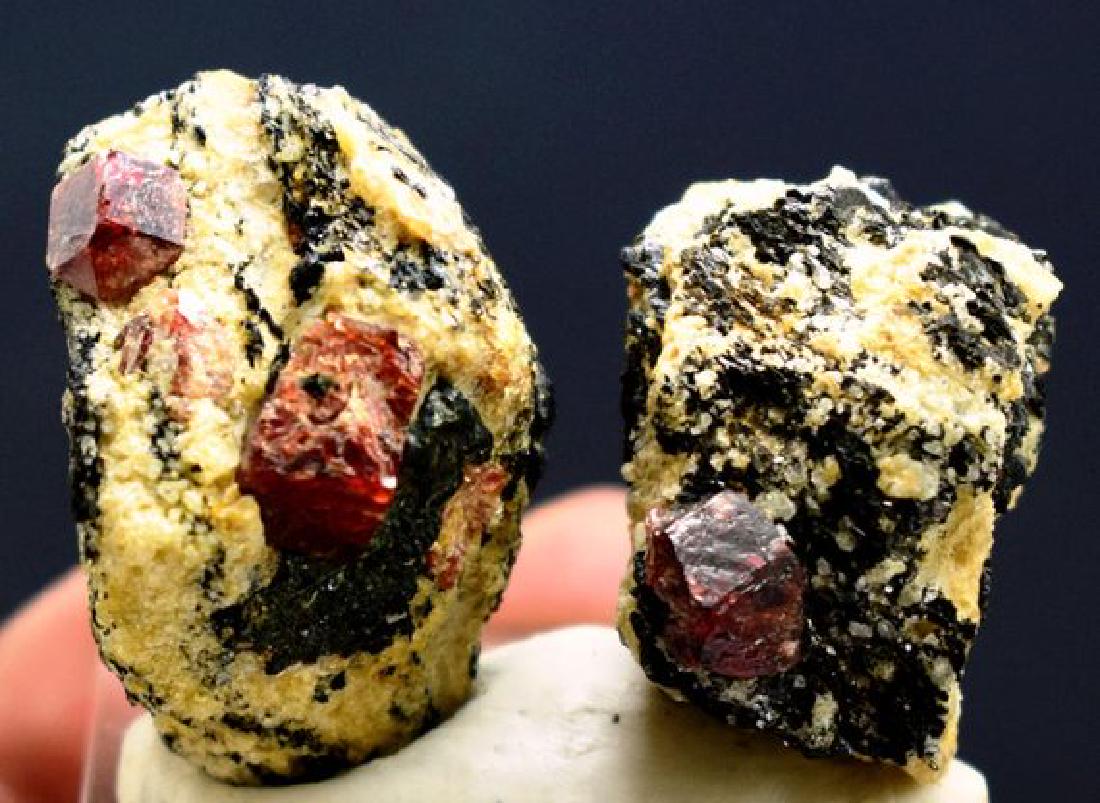 02 Zircon Specimen from Skardu Pakistan Gram 76 (1 of 4)