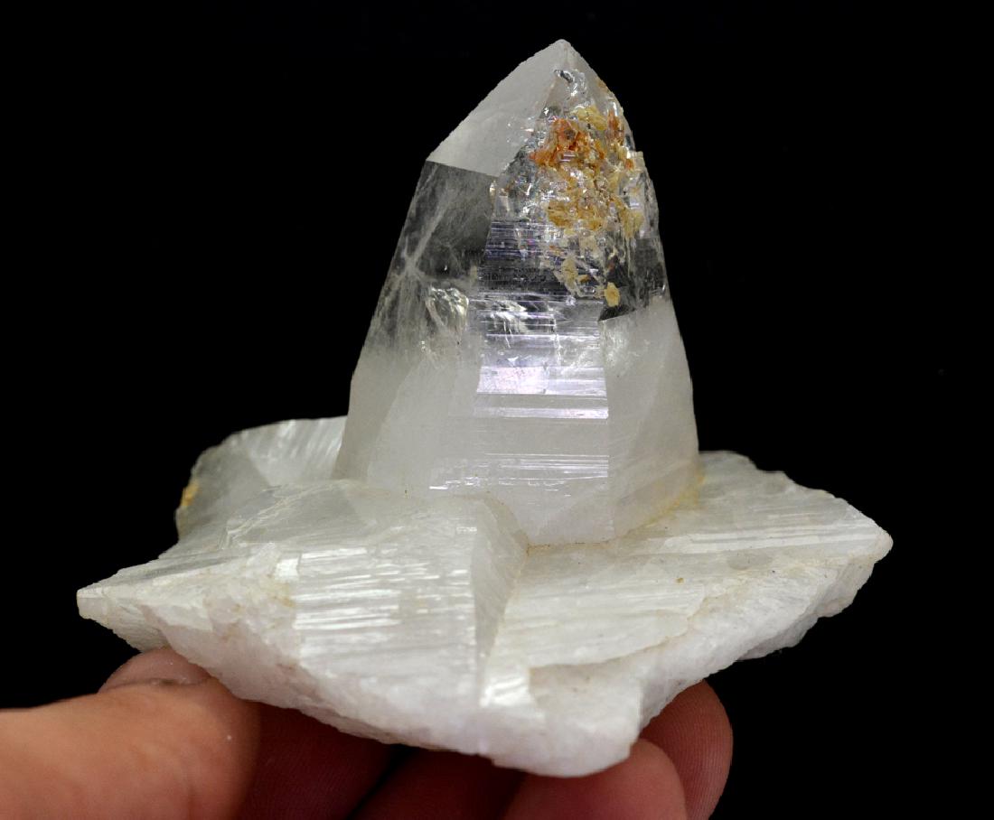 160 Gram Beautiful Top Quartz Specimen (1 of 4)