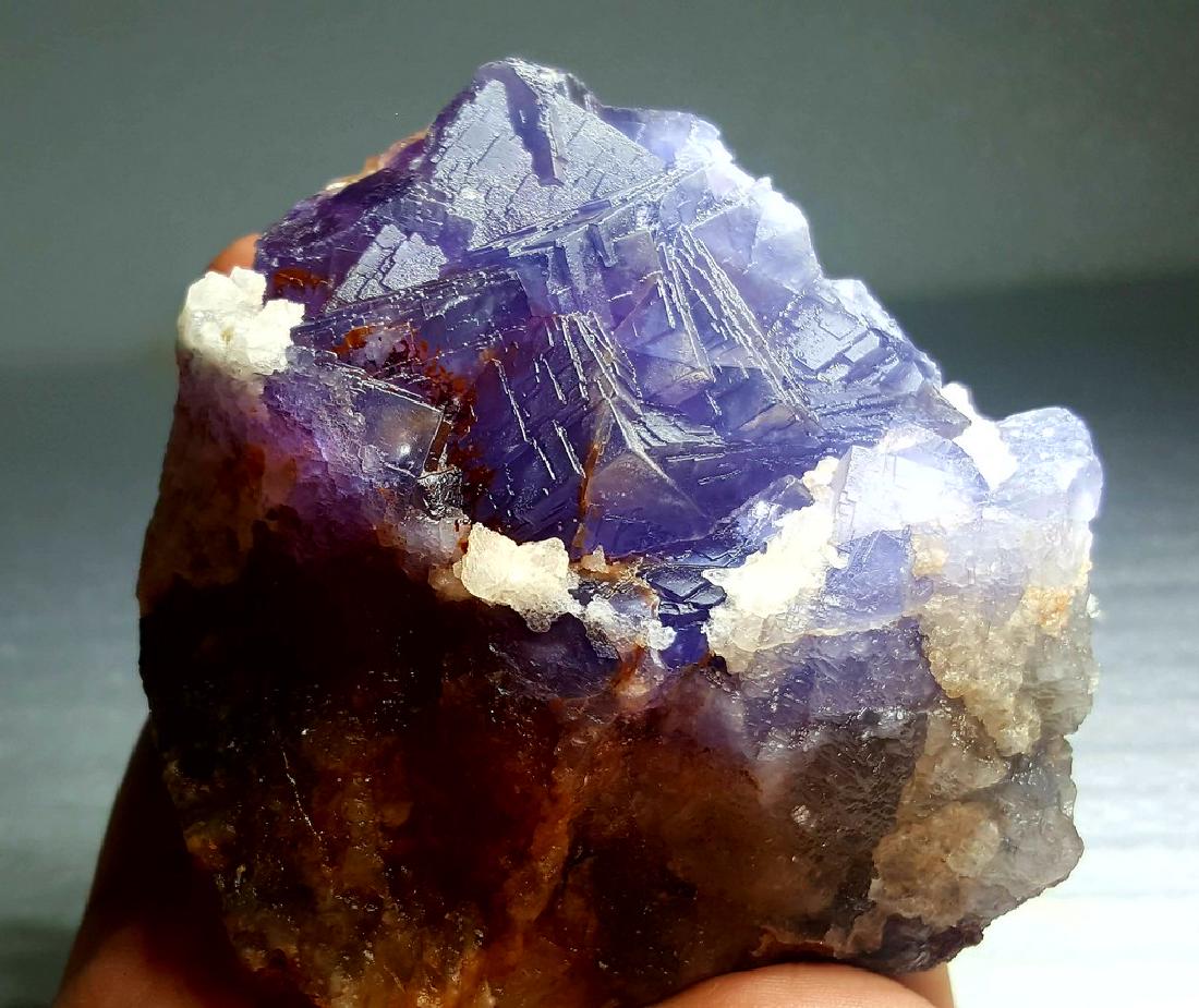 TOP QUALITY NATURAL CUBIC FLUORITE SPECIMEN (1 of 4)