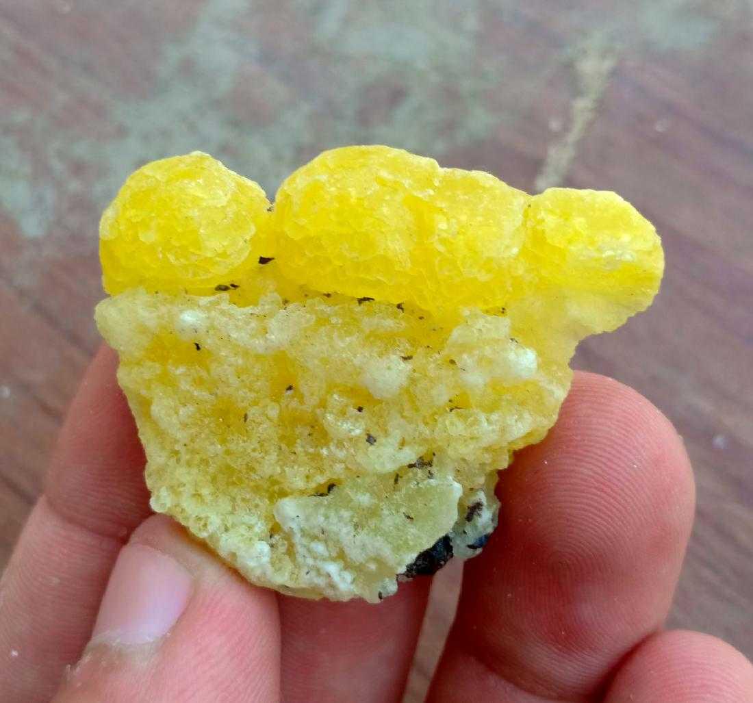 17 Gram Brucite Specimen (1 of 3)