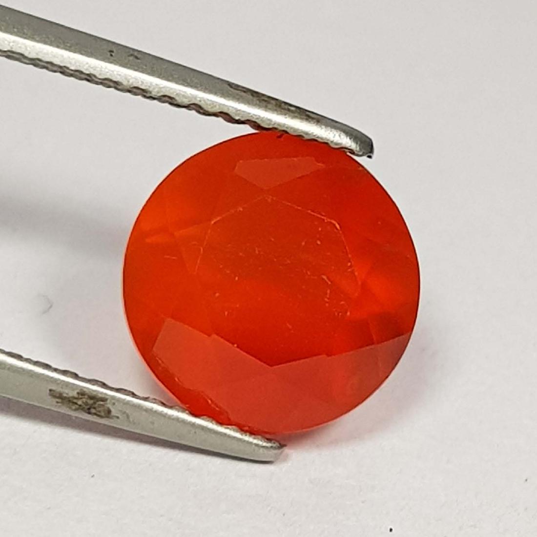 Fantastic Color Round Cut Natural Carnelian - 2.55 ct: Item: Fantastic Color Round Cut Natural Carnelian - 2.55 ct Loose gemstone Color/Clarity: VS Carat Weights: 2.55 Size (mm): 9.20 x 9.20 x 5.60 Round - Brazil No Reserve: This lot starts at $1 and has 