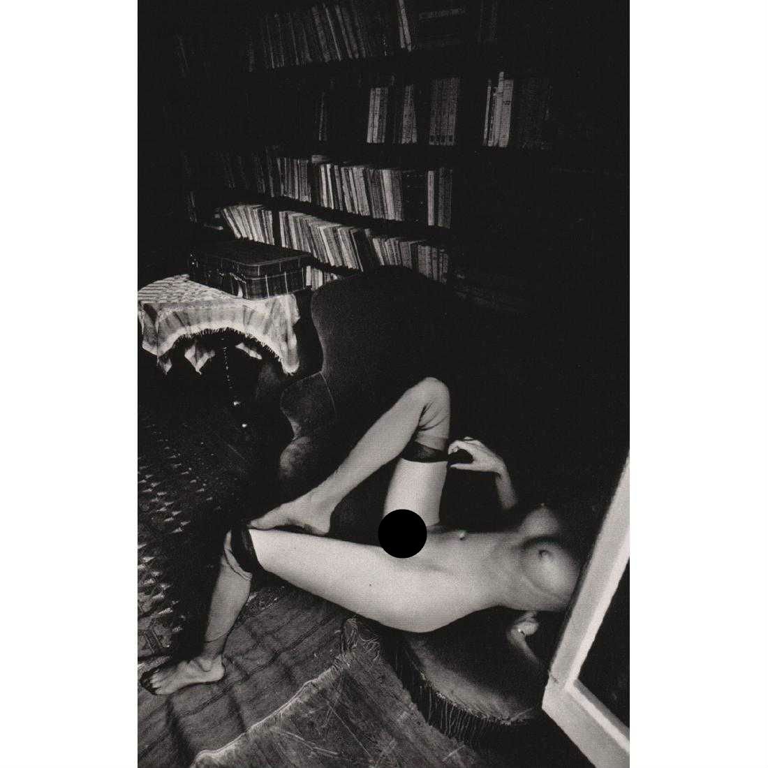 JEANLOUP SIEFF - Nude in a Library, 1976: Artist: JEANLOUP SIEFF Print Title: Nude in a Library, 1976 Medium: Sheet-Fed Gravure Printing Date: 1980's Printed in France Image Size: 5.75 x 8.75 inches Jeanloup Sieff (1933-2000) was a French pho