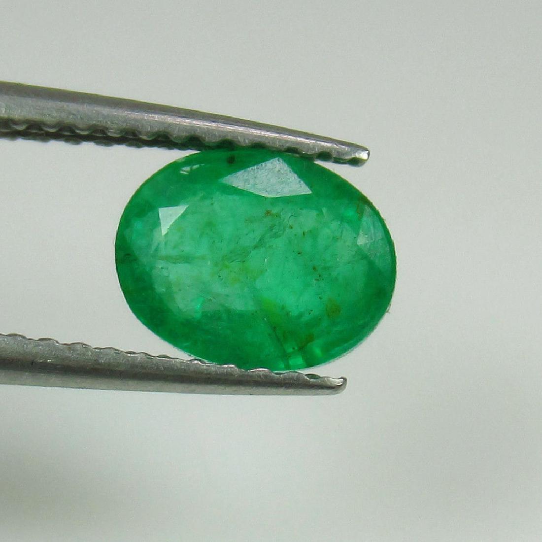 1.15 Ct Genuine Zambian Emerald Nice Oval Cut (1 of 2)