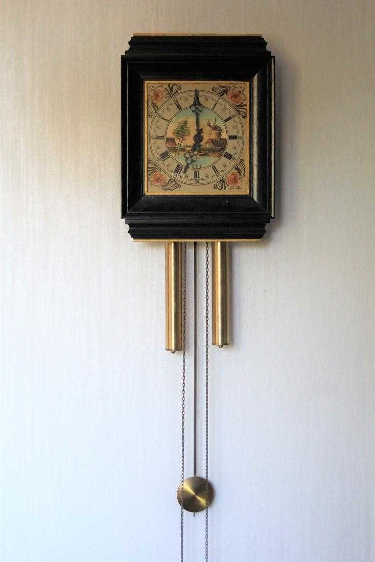 Dutch handpainted pendulum clock
