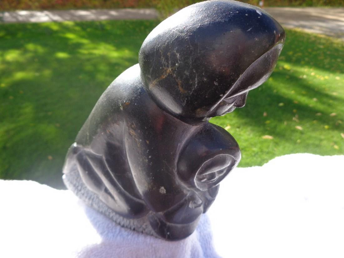 inuit , eskimo johnny inukpuk soapstone carving (1 of 6)