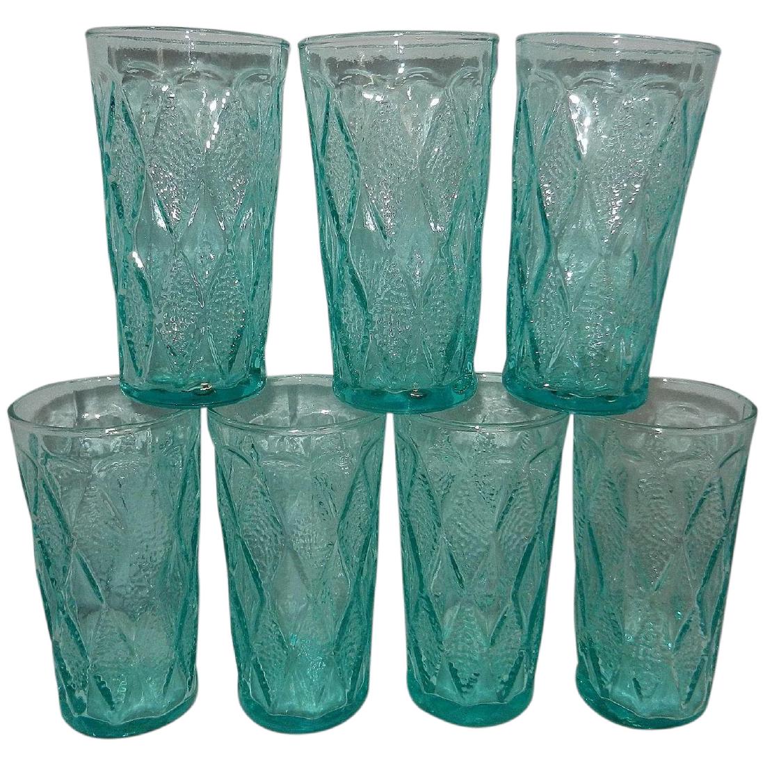Vintage Fire King Mid-Century Blue Kimberly Pattern: The set of 7 Vintage Fire King Mid-Century Blue Kimberly Pattern Iced Tea Glasses are in near MINT Condition. NO chips, flea bites etc.- Clear with no stains. I suggest to keep them looking like new t