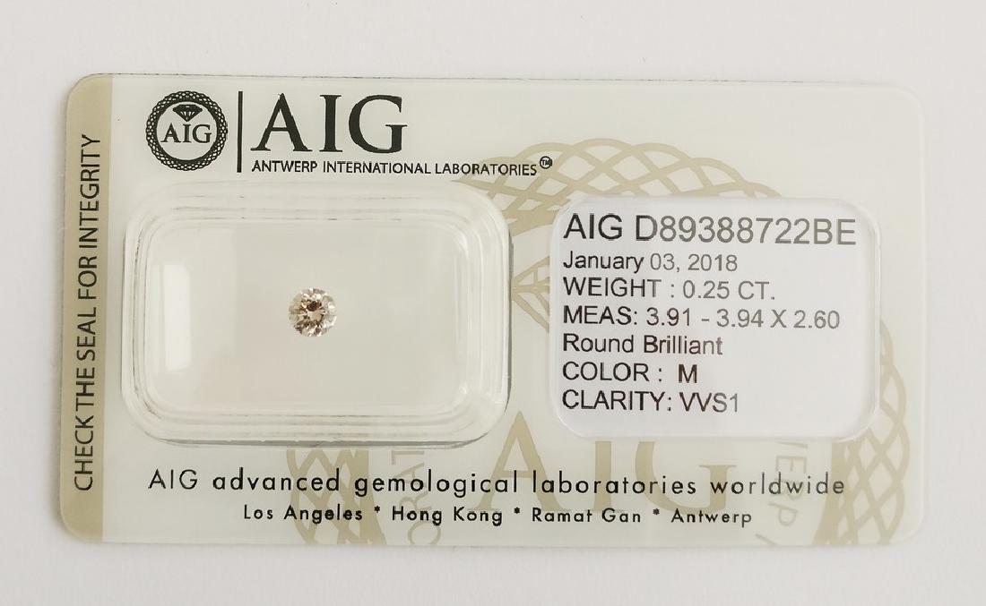 0.25 ct Round cut diamond M VVS1 (1 of 4)