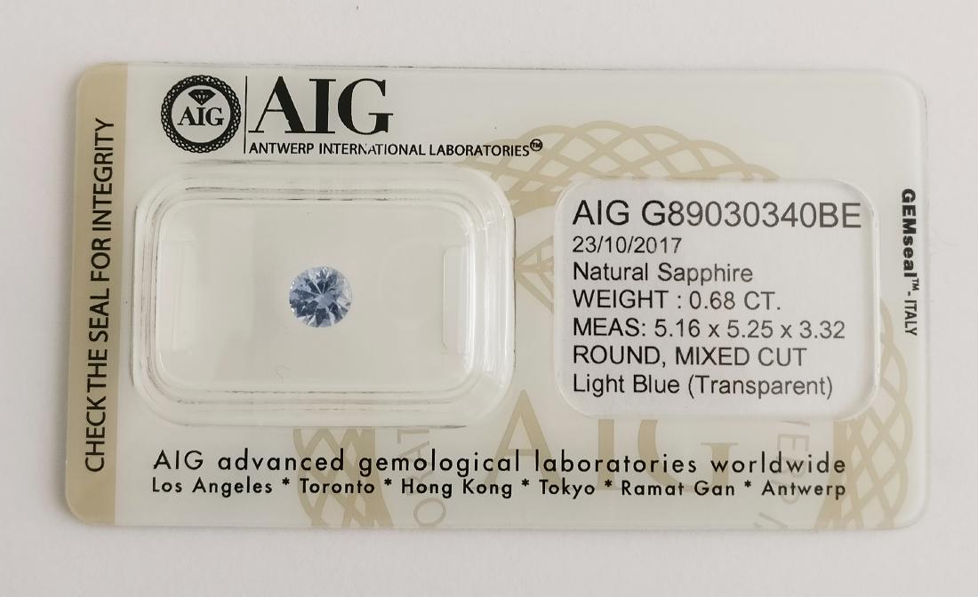 Sapphire Light Blue 0.68 ct (1 of 4)
