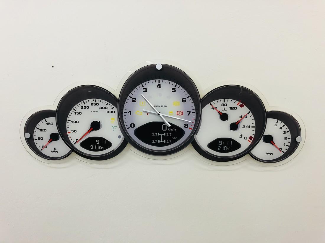 Halmo Porsche Dashboard Wall Clock - 2018 (1 of 10)