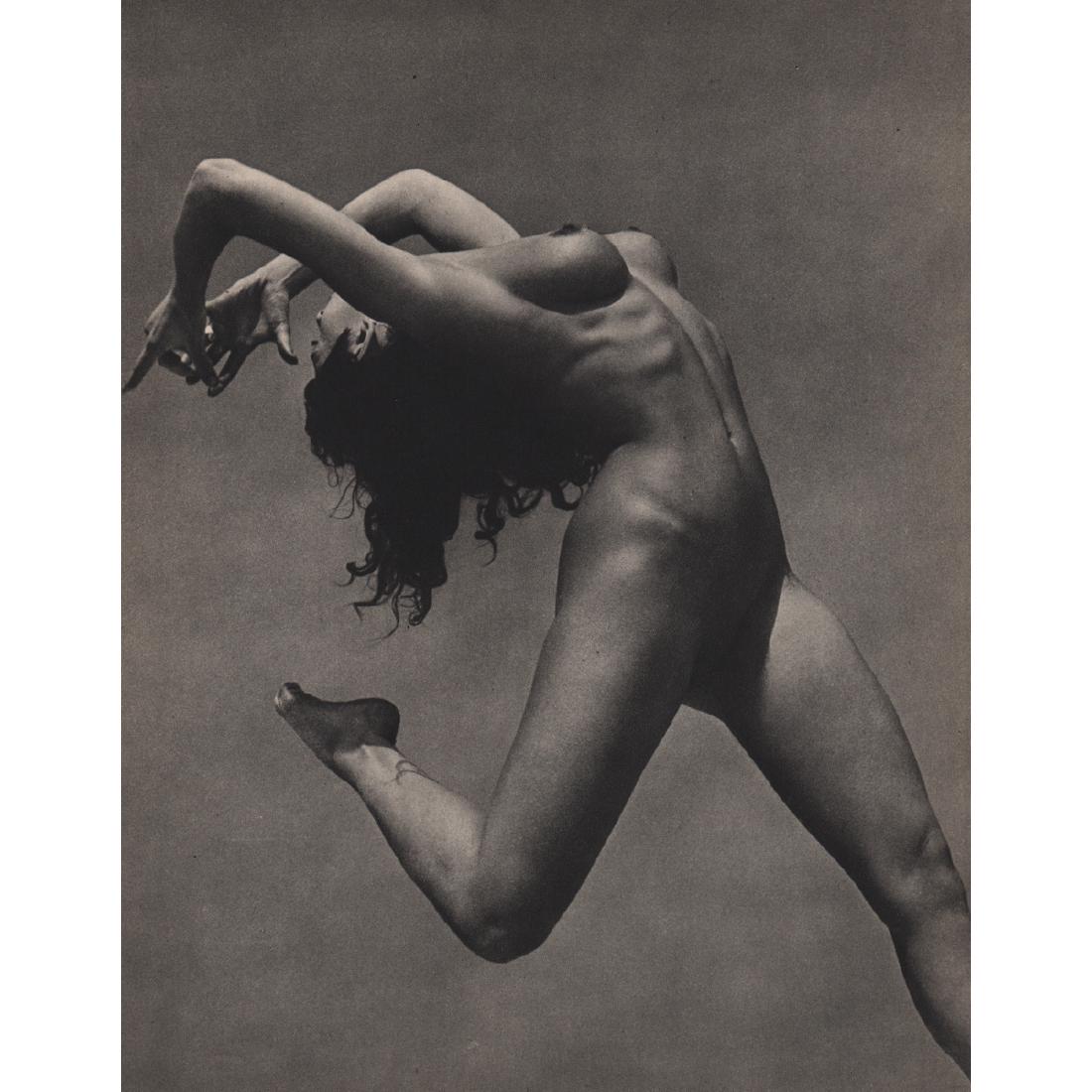 ANDRE DE DIENES - Nude: Artist: ANDRE DE DIENES Print Title: Nude Medium: Sheet-fed Gravure Printing Date: 1950s Printed in France Image size approx. 9 x 11 inches Andre De Dienes (1913-1985) was a Hungarian photographer, no