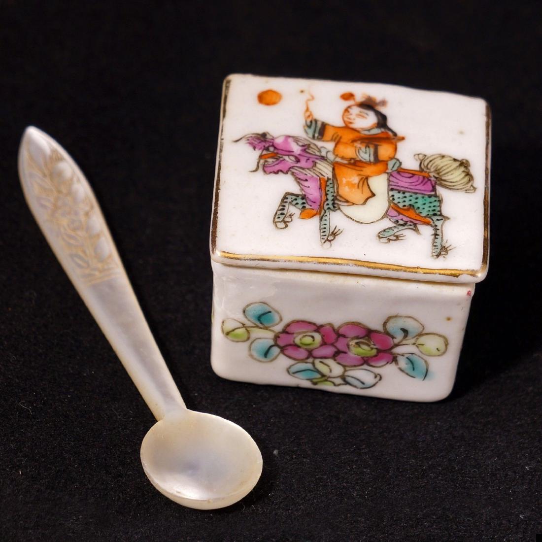 Antique Chinese porcelain lidded salt with matching (1 of 7)