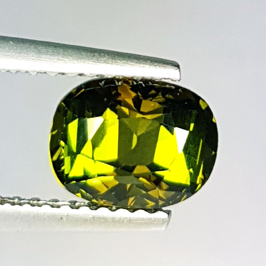 Natural Tourmaline - 1.65 ct (1 of 4)