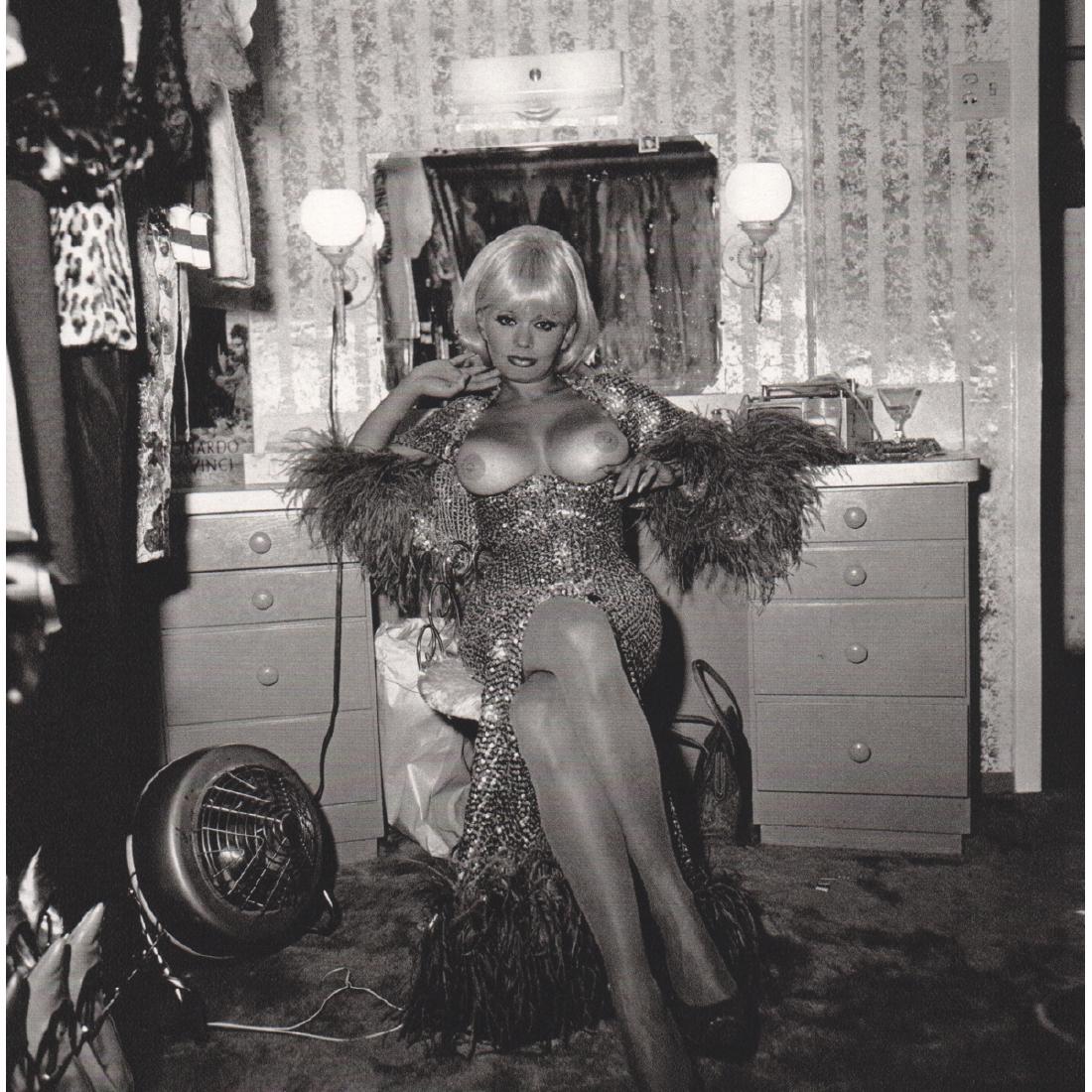 DIANE ARBUS - Carol Doda, San Francisco, 1968: Artist: DIANE ARBUS Print Title: Carol Doda, San Francisco, 1968 Medium: Sheet-fed Gravure Printing Date: 1970's Printed in Switzerland Image Size approx: 7 x 7 inches Diane Arbus was an American phot