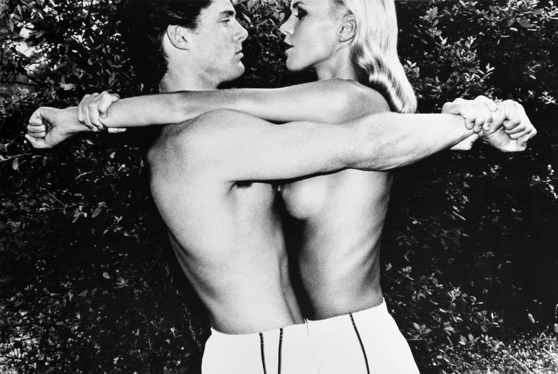 HELMUT NEWTON - Das Neue Ich, Vogue 1981 (1 of 1)