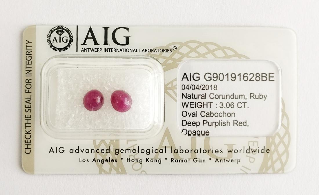 Ruby Deep Purplish Red 3.06 ct (1 of 4)