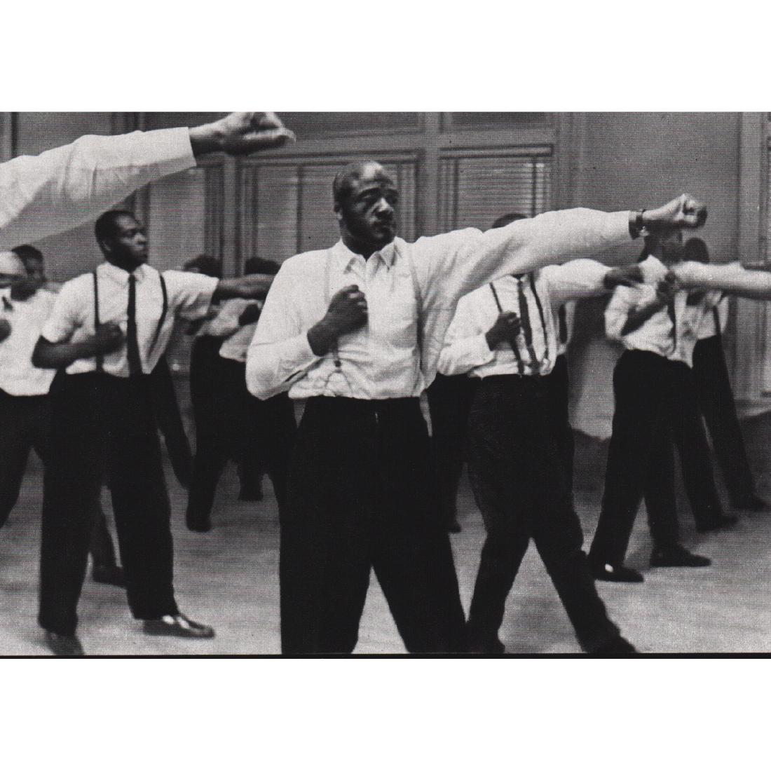 GORDON PARKS - Chicago, 1960: Artist: GORDON PARKS Print Title: Chicago, 1960 Medium: Sheet-fed Gravure Printing Date: 1970's Printed in France Image Size approx: 7 x 5 inches Gordon Roger Alexander Buchanan Parks(1912-2006) was a