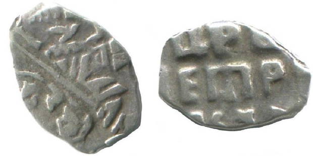 RUSSIA 1696-1717 PETER I The GREAT WIRE SILVER KOPEK: No Reserve! RUSSIA 1696-1717 PETER I The GREAT WIRE SILVER KOPEK 1696-1717 Silver Weight: 0,3 gr , Diameter: 9 mm Obv: Horse Rider,Rev: Great Tsar Peter;AMC Catalog ID: AB509. Circulated