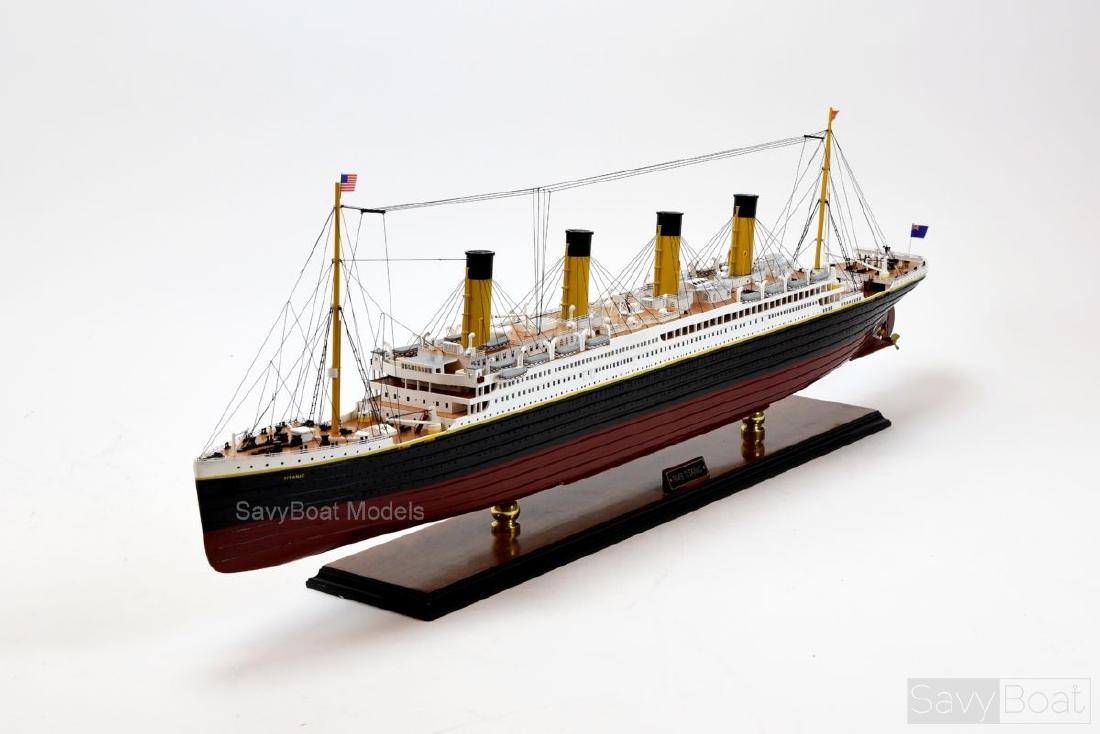 RMS Titanic Exclusive Edition Ship (1 of 20)