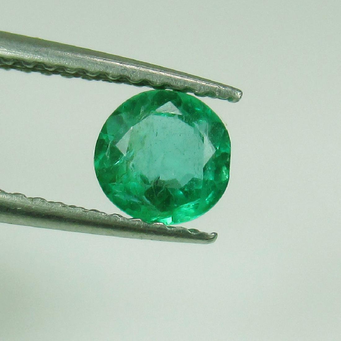 0.53 Ct Genuine Zambian Emerald 5.3 mm Round Cut (1 of 2)