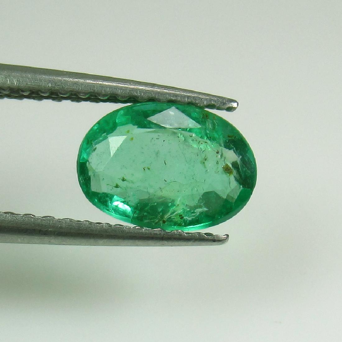 1.05 Ct Genuine Zambian Emerald Nice Oval Cut (1 of 2)