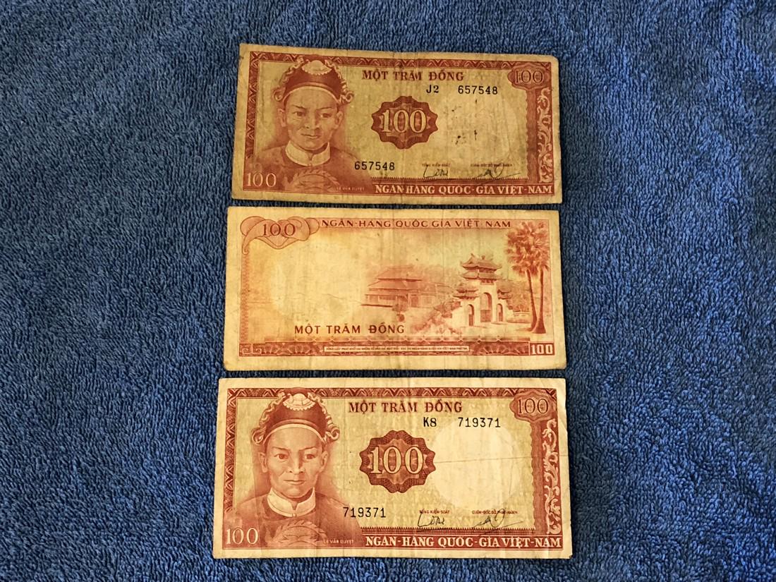 3 - $100 Dong Vietnam Currency: 1960's Vietnam Currency Reserve: $20.00 Shipping: Domestic: Flat-rate of $10.00 to anywhere within the contiguous U.S. International: Foreign shipping rates are determined by destination. Combined shi