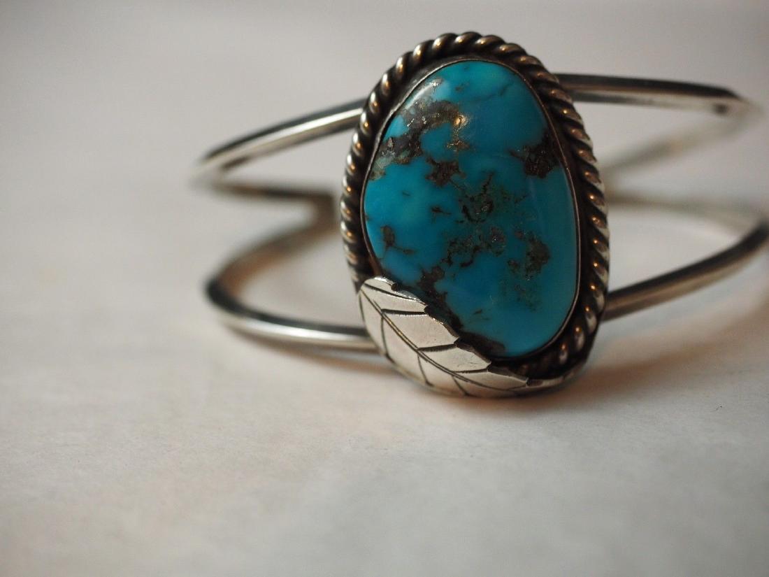 Vintage Kingman Turquoise Cabochon Leaf accented Cuff (1 of 6)