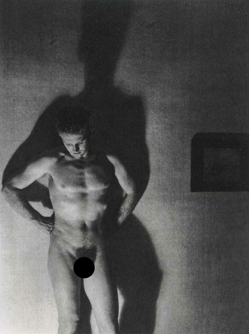 MINOR WHITE - Portland, 1940: Artist: White, Minor Title: Portland, 1940 Medium: Photo Litho, 1995, Singapore Dimensions: 4.9x6.6" Heat Wax Mounted on 8.5x11" Conservation Board Minor Martin White (1908 Â– 1976) was an American