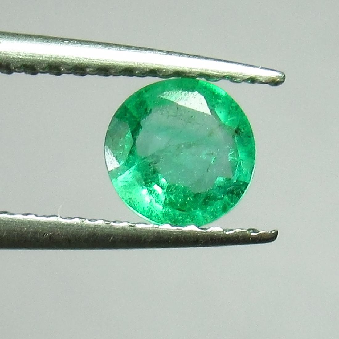 0.42 Ct Genuine Zambian Emerald 5.5 mm Round Cut (1 of 2)