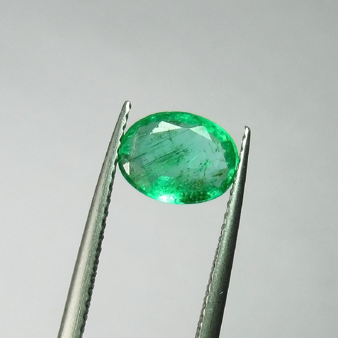 1.17 Ct Genuine Zambian Emerald 8.5X6.5 mm Oval Cut (1 of 2)