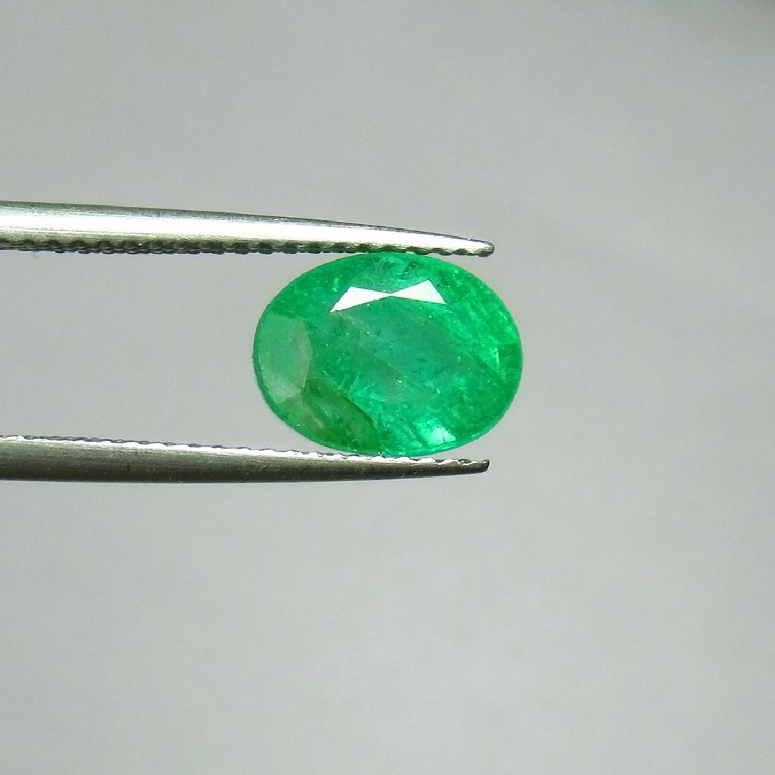 2.70 Ct Genuine Zambian Emerald Oval Cut (1 of 2)