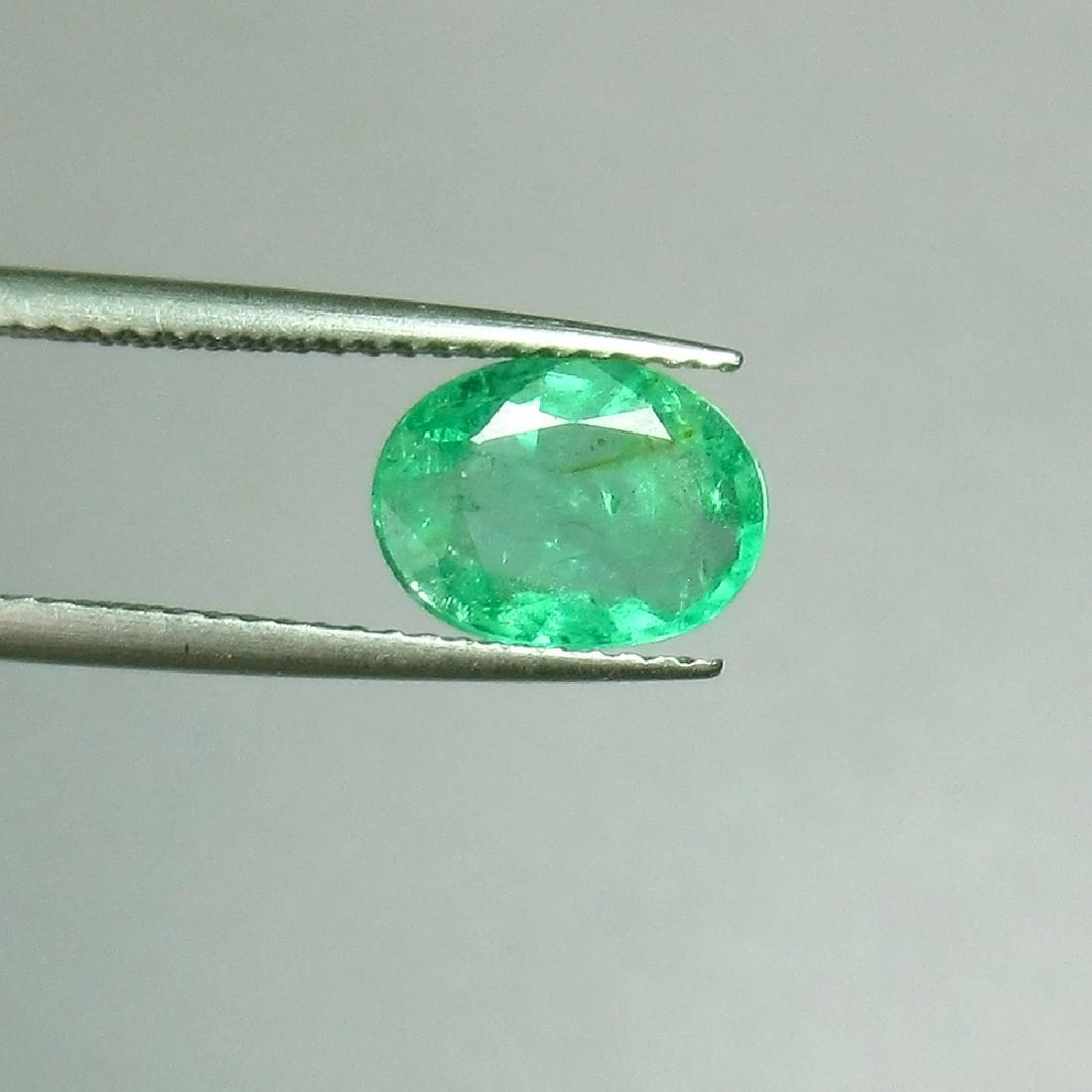 1.50 Ct Genuine Zambian Emerald 9.5X7 mm Oval Cut (1 of 2)