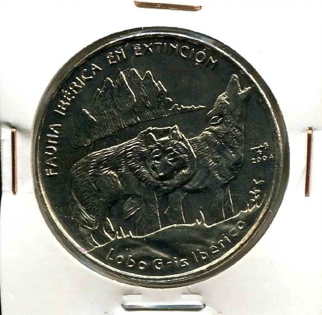 2004 CUBA 1 Peso WOLF UNC: 2004 CUBA 1 Peso WOLF UNC 2004 Copper-Nickel Diameter : 38 mm ( AMC Catalog ID : CU1063.26 ) UNC Reserve: $10.00 Shipping: Domestic: Flat-rate of $15.00 to anywhere within the contiguous U.S. Internat