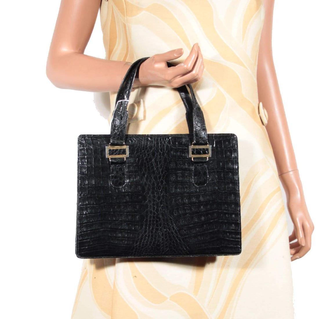 Unbranded VINTAGE Italian Black CROCODILE SKIN 1960s: VINTAGE Italian Black CROCODILE SKIN 1960s HANDBAG Purse SATCHEL - by: - Unbranded - - Black Crocoidle skin - 2 main compartments with magnetic button closure on top - Black lining - 1 side zip pocket