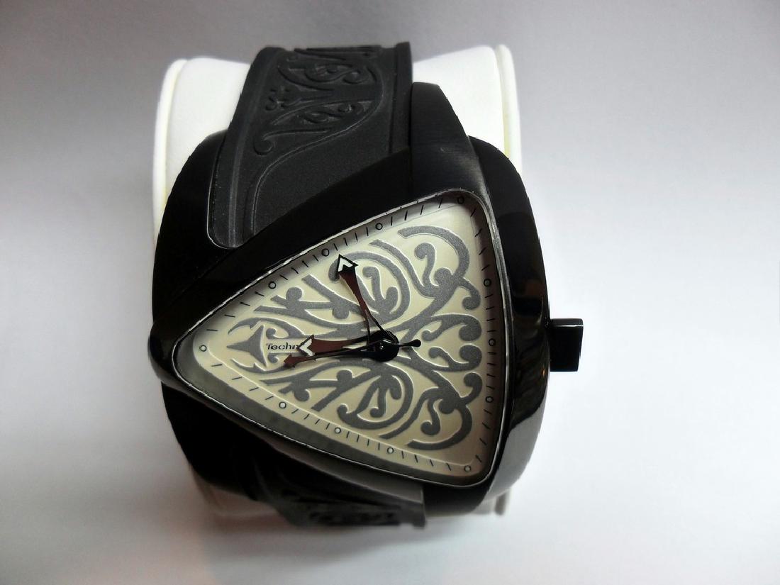 Technomarine Maori Special Edition: Title: Technomarine Maori Special Edition Brand: Technomarine Date: No Model: Unisex Movement: Quartz Functions: Time Case Metal: Stainless steel with black PVD coating Case Size: 46 mm, thickness: 12