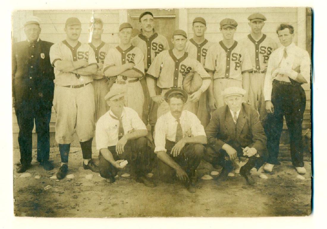 ca. 1900 EARLY BASEBALL TEAM PHOTO w SSP on UNIFORM (1 of 2)