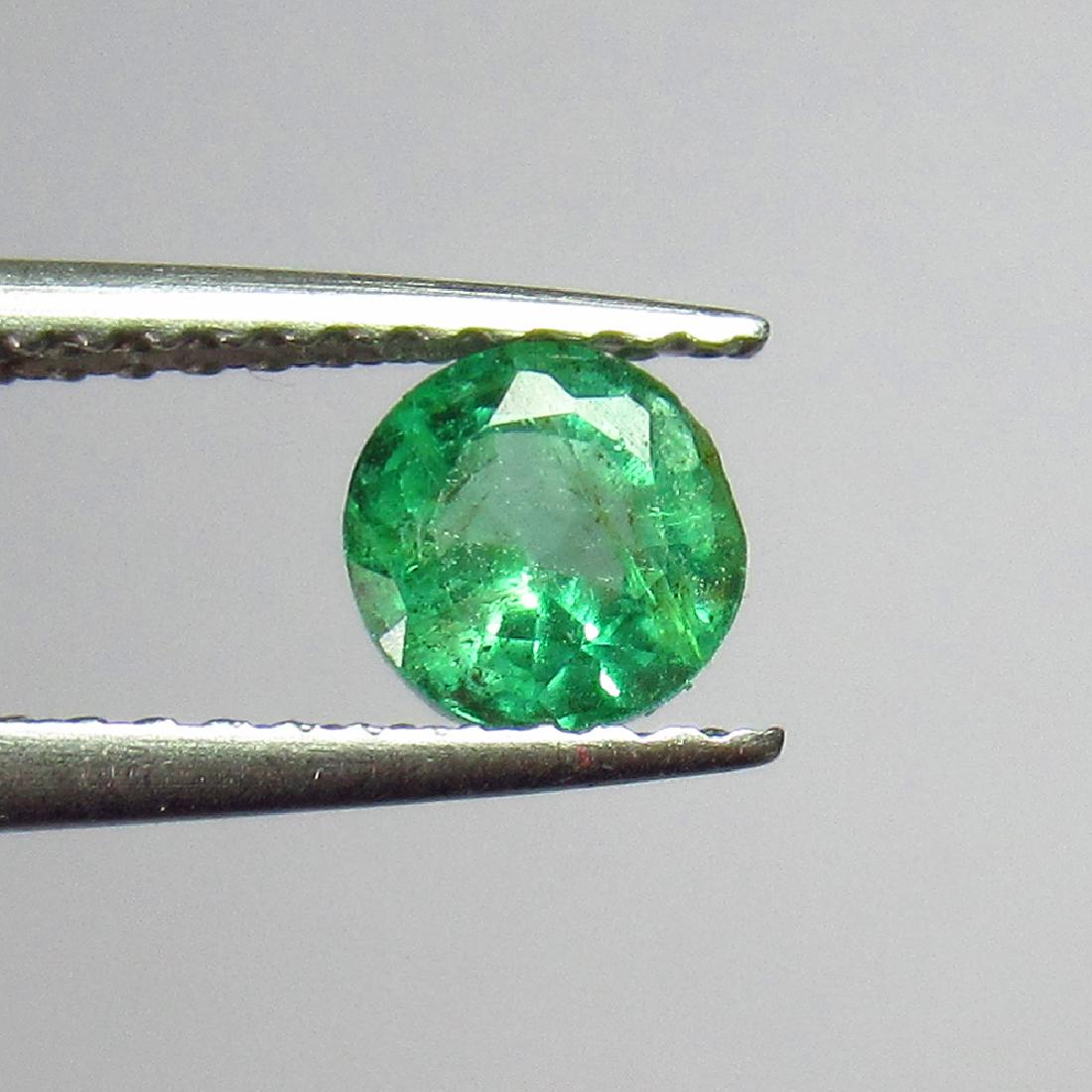 0.54 Ct Genuine Zambian Emerald 5 mm Round Cut (1 of 2)