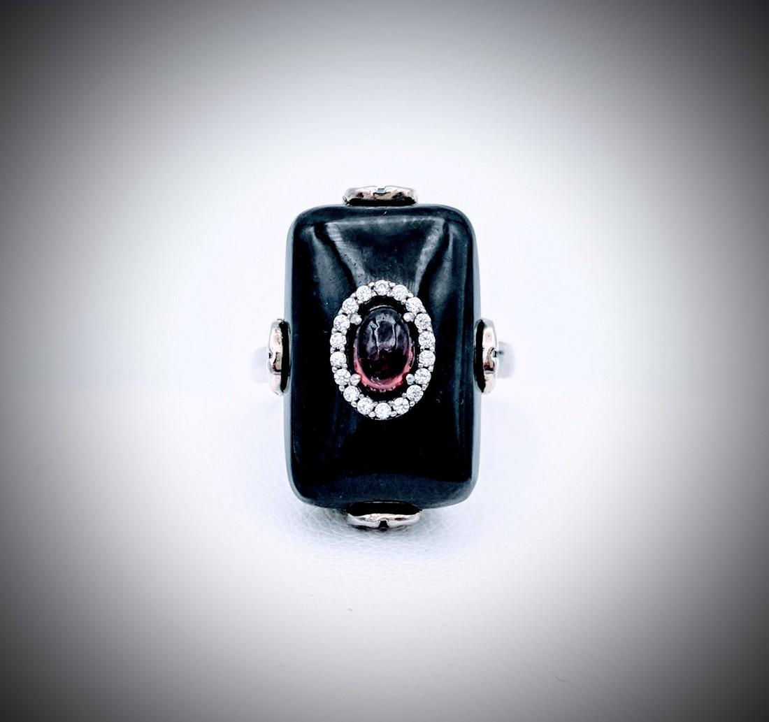 Sterling Silver Sz 7 Nuumite Ring w Red Garnet & CZ (1 of 3)