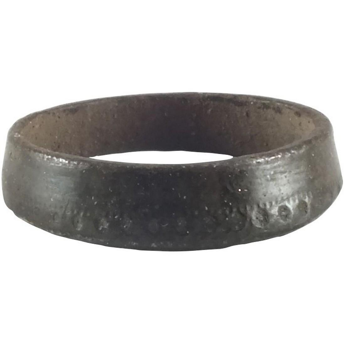 VIKING WOMAN’S WEDDING RING, 866-1067 AD Sz 2 1/2 (1 of 3)