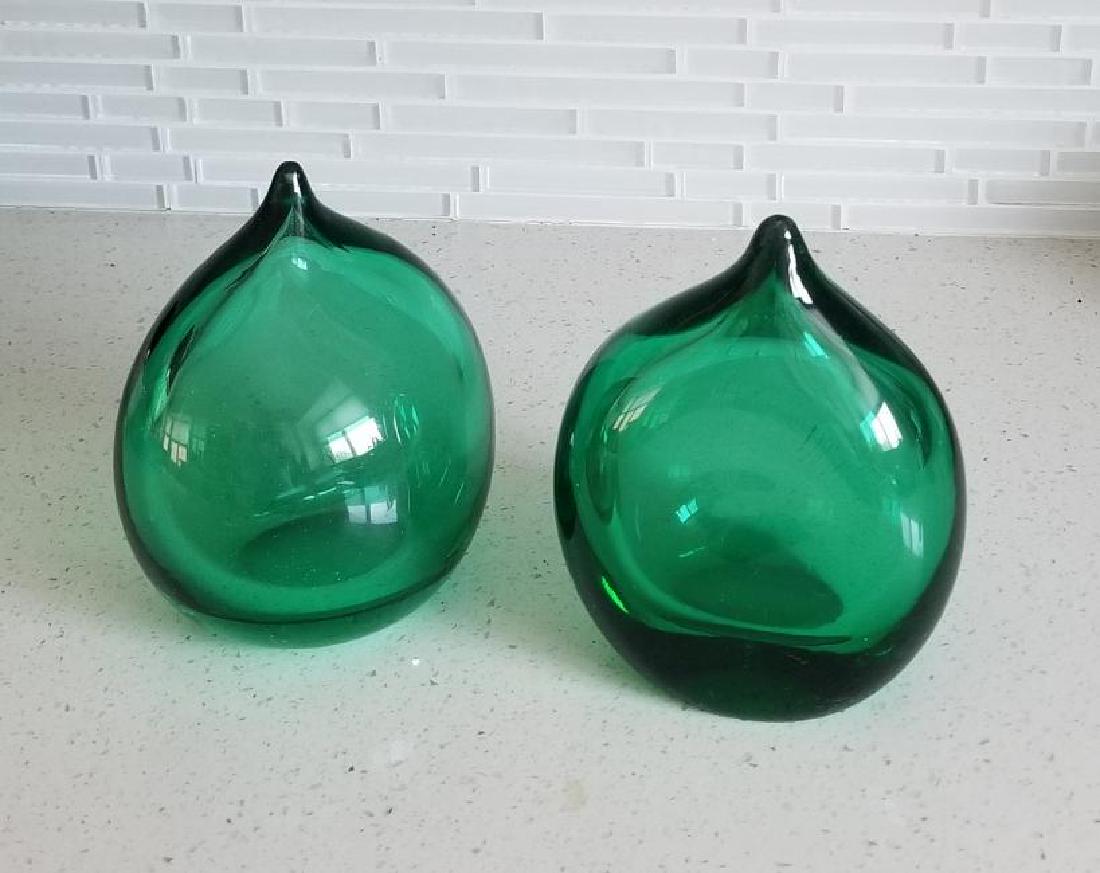 Mid Century Blenko Glass Storm Drop Shaped Bookdends: Reserve Reduced! Title: Mid Century Blenko Glass Storm Drop Shaped Bookdends Maker: Blenko Origin: US Date/Period: 1960's Materials: Blown Glass Size: 7 x 6 x 3 Mid Century Blenko Glass Storm Drop Sha